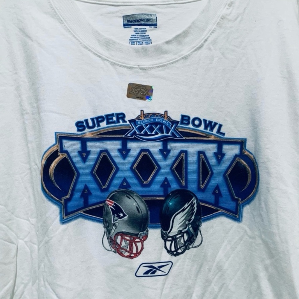 VTG NFL (4) ITEMS SUPERBOWL XXXIX BUNDLE OFFICIAL TEE, PROGRAM,SEAT PAD & RADIO - Picture 4 of 16